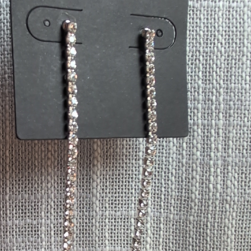 Sparkling Pink and Silver Dangle Earrings - Picture 4 of 5